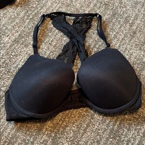 Victoria's Secret Elegant Black Crossback Bra